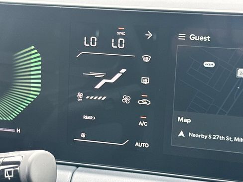 New 2027 Kia Telluride LX w/ Towing Package FWD image 24