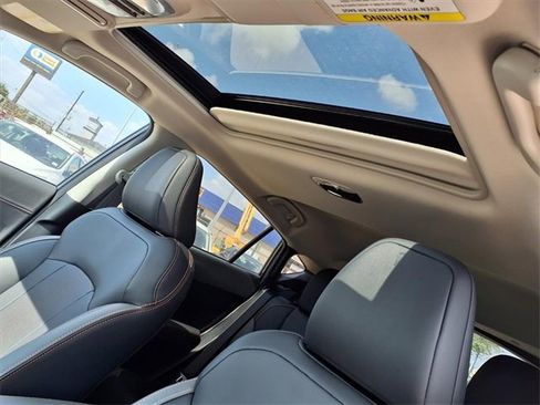 New 2025 Subaru Crosstrek 2.5i Limited w/ Crosstrek Mirror Package image 8