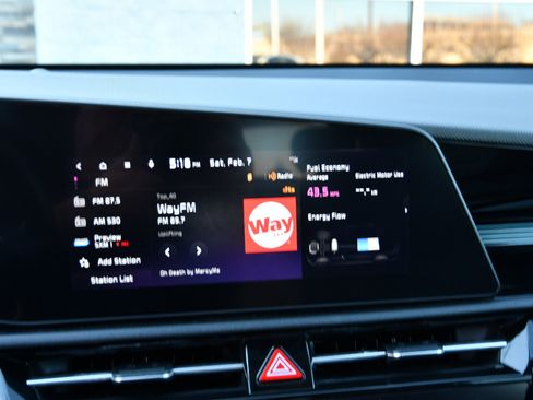 Used 2023 Kia Niro EX Touring image 21