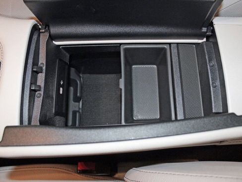 Certified 2026 Mercedes-Benz GLS 450 4MATIC image 27