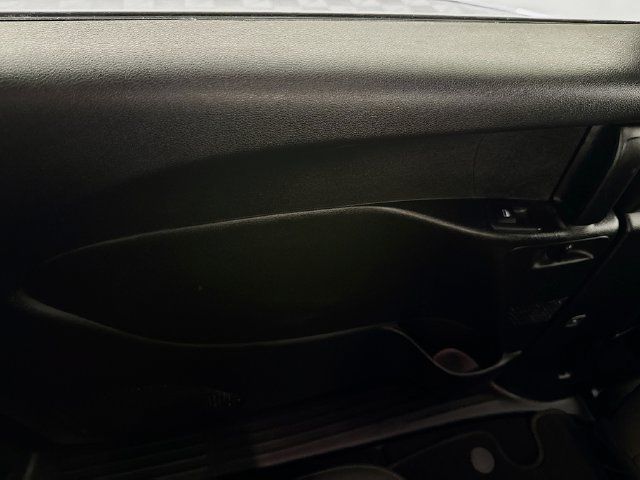 Used 2023 Chrysler Pacifica Touring FWD image 23