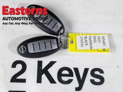 Used 2022 Nissan Pathfinder SL image 26