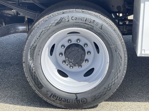 New 2026 Ford F450 XL w/ XL Chrome Package RWD image 11
