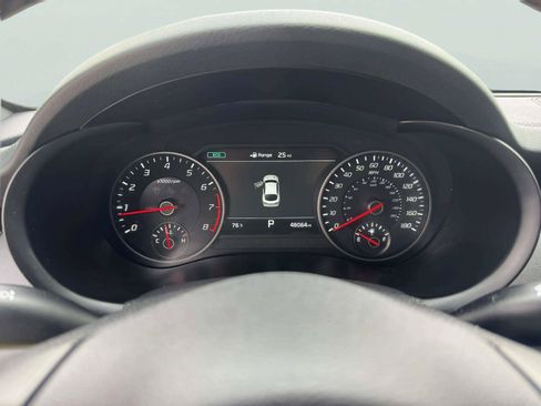 Used 2021 Kia Stinger GT1 RWD image 17