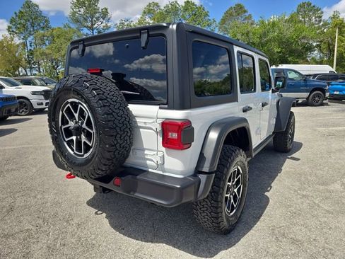 Certified 2025 Jeep Wrangler Unlimited Rubicon image 4