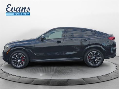 Certified 2024 BMW X6 xDrive40i w/ Premium Package image 2