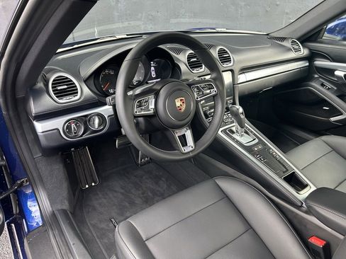 Certified 2025 Porsche 718 Cayman S image 4