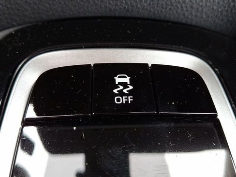 Used 2026 Toyota Corolla LE image 22