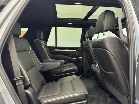 Used 2025 Cadillac Escalade Sport w/ LPO, ONYX Package AWD/4WD image 20