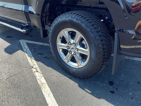 Used 2025 Ford F150 Lariat image 10