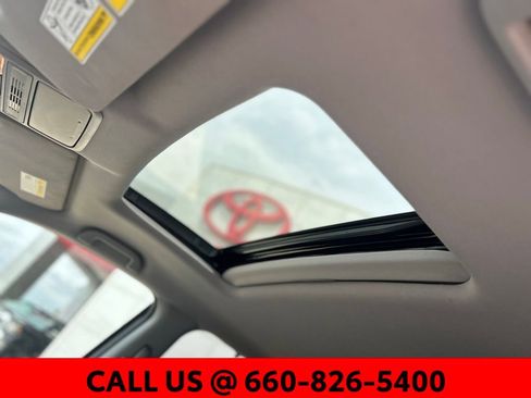 Used 2022 Honda Pilot Special Edition image 11