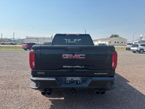 Used 2022 GMC Sierra 1500 Denali image 4