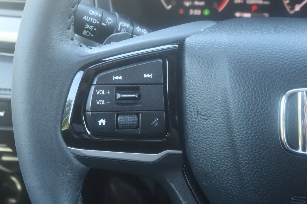 Used 2026 Honda Odyssey Touring image 21