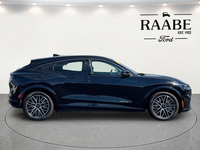 Used 2024 Ford Mustang Mach-E Premium AWD/4WD image 8