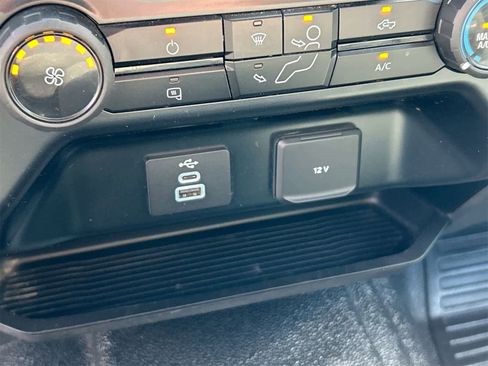 Used 2023 Ford F350 XLT image 30