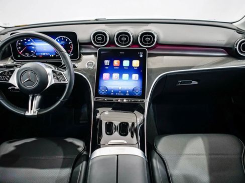 Used 2025 Mercedes-Benz C 300 Sedan image 12