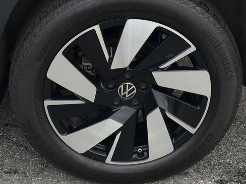 Used 2024 Volkswagen Atlas Cross Sport SE AWD/4WD image 6