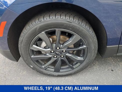 Certified 2022 Chevrolet Equinox RS w/ RS Leather Package AWD/4WD image 24