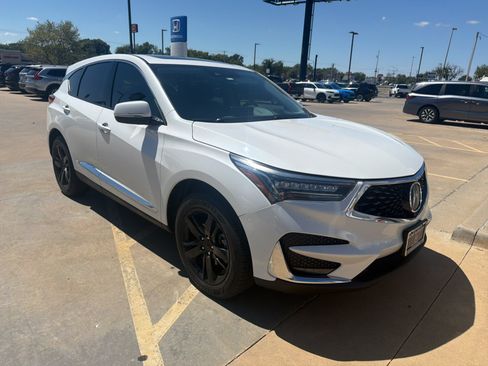 Used 2020 Acura RDX w/ Advance Package FWD image 2