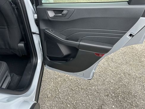 New 2026 Ford Escape Active w/ Cold Weather Package FWD image 16
