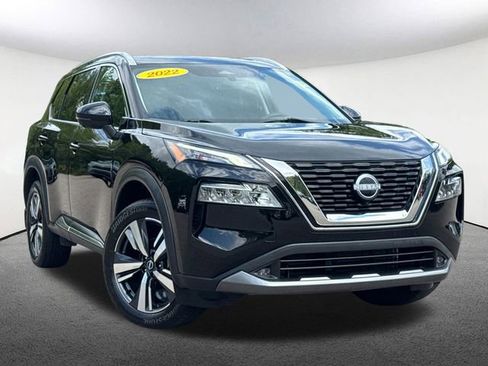 Used 2022 Nissan Rogue SL image 2