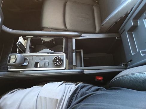 Used 2023 Nissan Pathfinder SL image 67