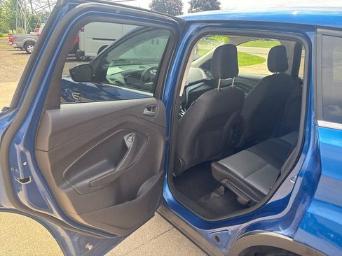 Used 2019 Ford Escape SE FWD image 15