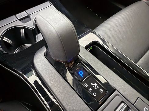 Used 2025 Toyota Prius Plug-In Hybrid w/ Limited Premium Package image 20