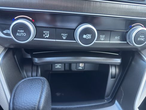 Used 2019 Honda Accord LX image 14