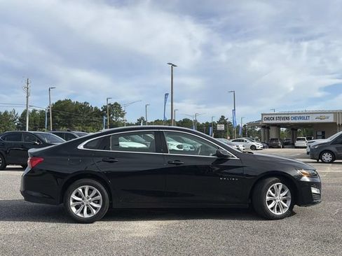Used 2025 Chevrolet Malibu LT FWD image 5