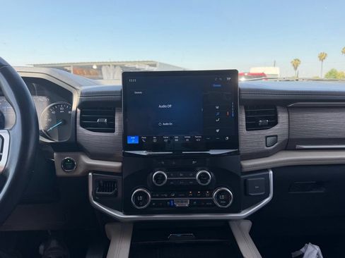 Used 2023 Ford F150 Raptor AWD/4WD image 9