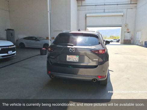 Used 2018 MAZDA CX-5 Touring w/ Preferred Equipment Package FWD image 7