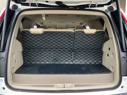 Used 2017 Cadillac Escalade image 30