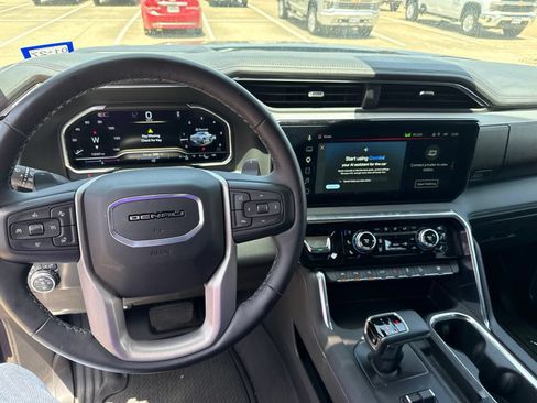 Used 2024 GMC Sierra 1500 Denali w/ Denali Reserve Package AWD/4WD image 21
