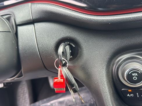 Used 2015 Dodge Dart SXT FWD image 24