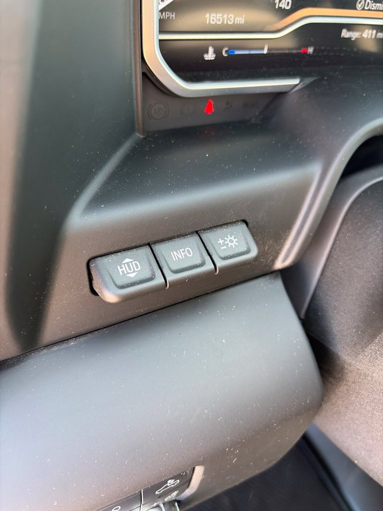 Used 2024 GMC Sierra 2500 AT4 w/ AT4 Premium Plus Package AWD/4WD image 15