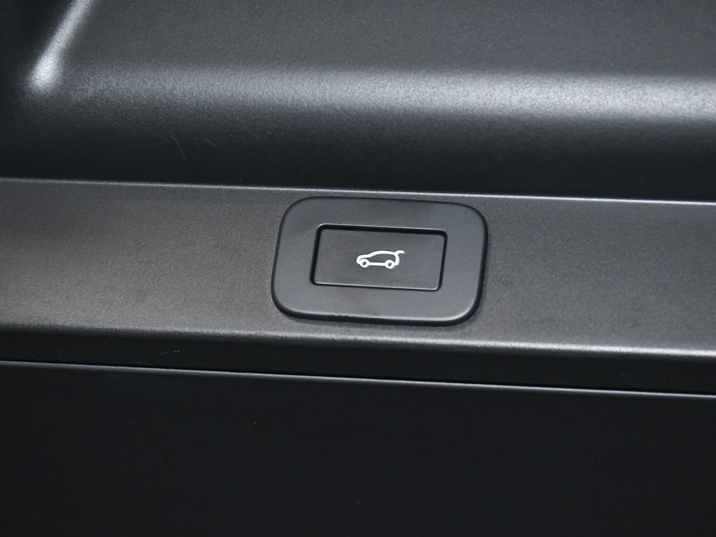 Used 2024 Land Rover Range Rover Long Wheelbase SE AWD/4WD image 79