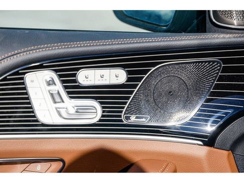 New 2026 Mercedes-Benz GLS 580 4MATIC image 24