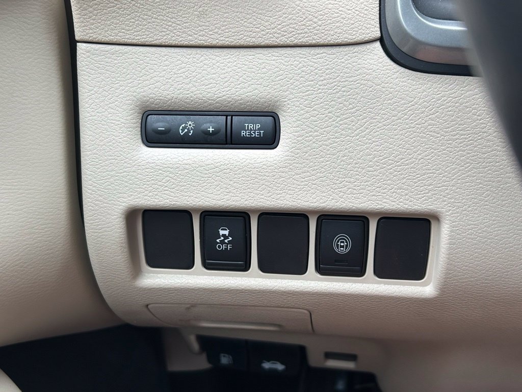 Used 2022 Nissan Murano SV FWD image 29