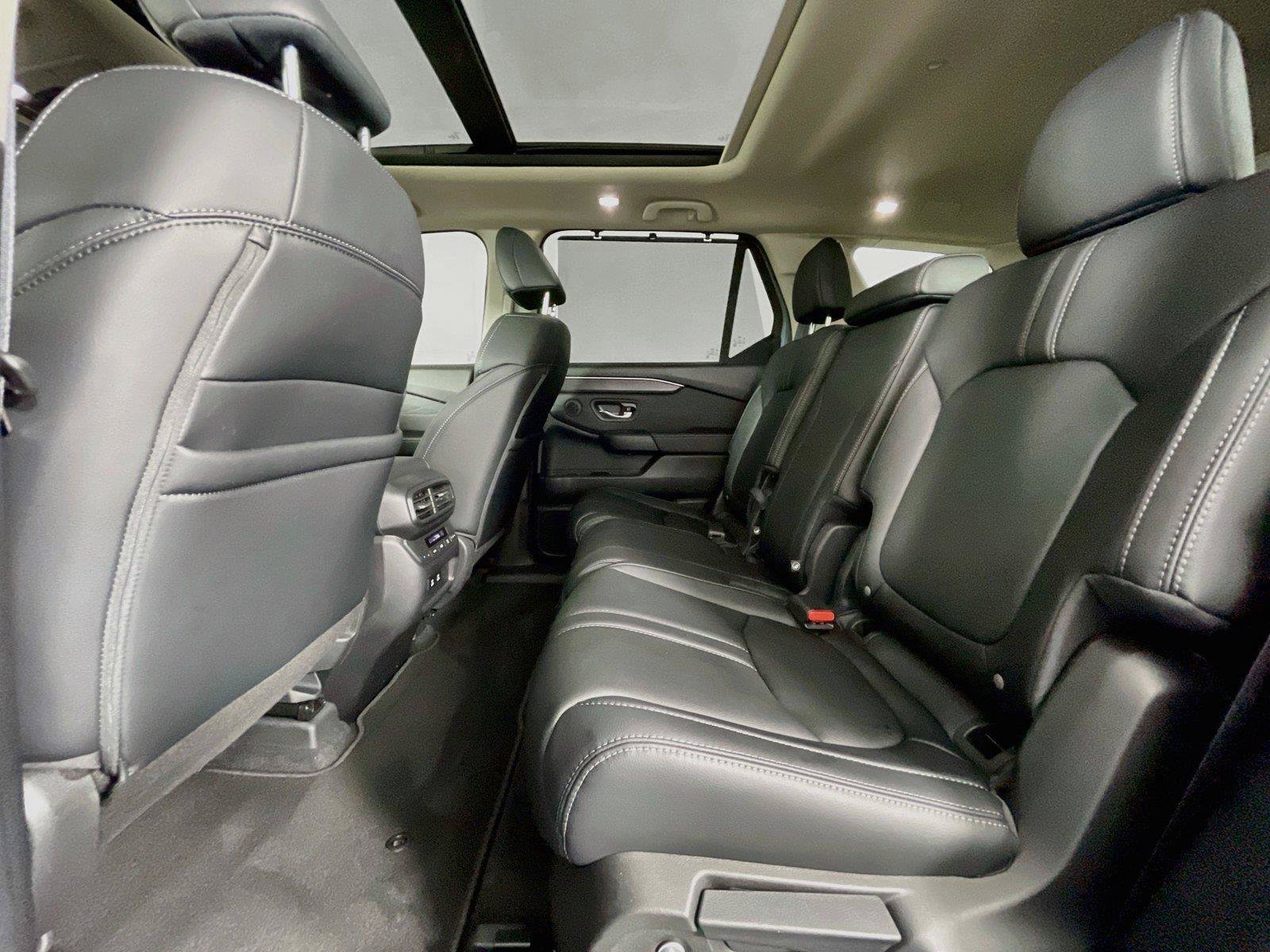 Used 2026 Honda Pilot image 29