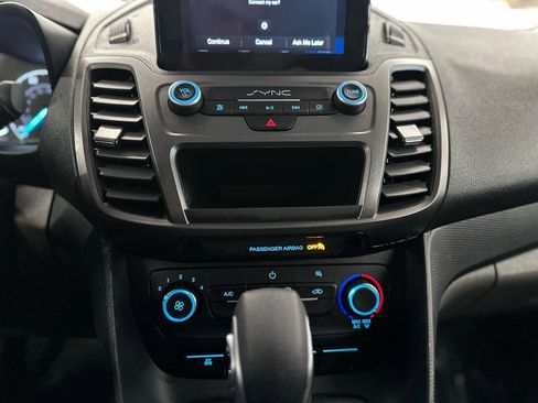Used 2020 Ford Transit Connect XL FWD image 18