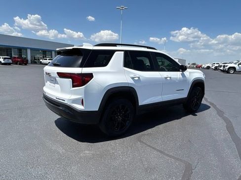 Used 2026 GMC Terrain Elevation w/ Elevation Premium Package AWD/4WD image 5