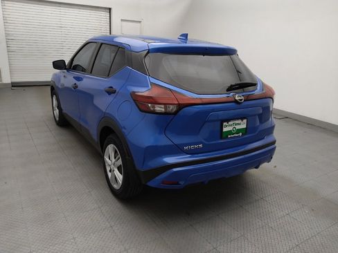 Used 2023 Nissan Kicks S FWD image 5