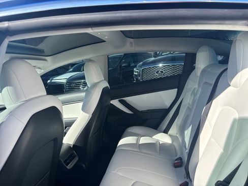 Used 2020 Tesla Model 3 Standard Range Plus image 24