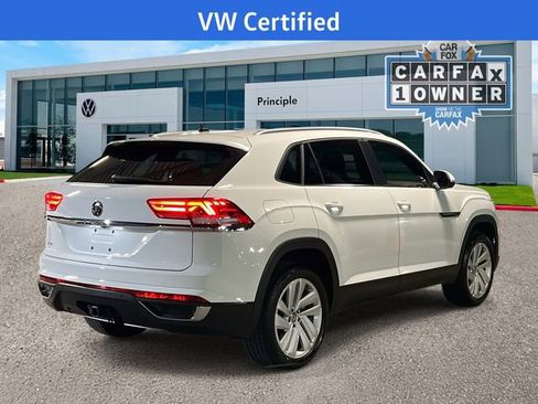 Certified 2023 Volkswagen Atlas Cross Sport SE image 4
