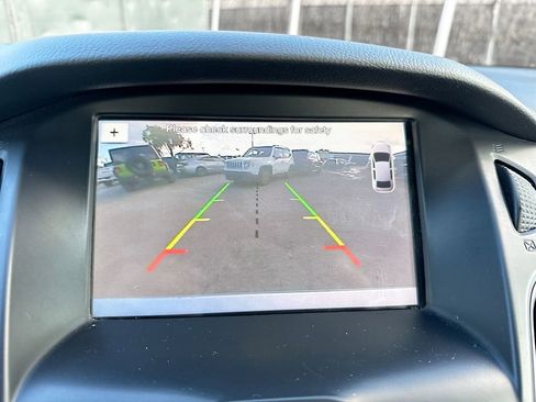 Used 2017 Ford Focus SEL image 15