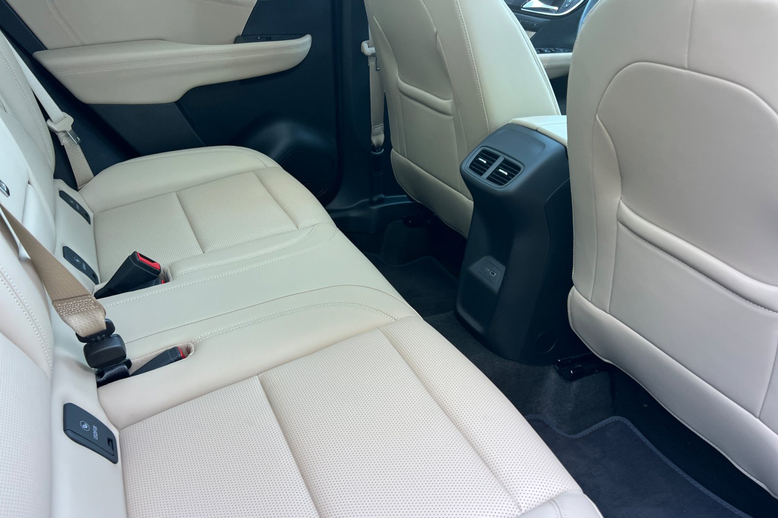 Used 2026 Buick Envision Preferred AWD/4WD image 18