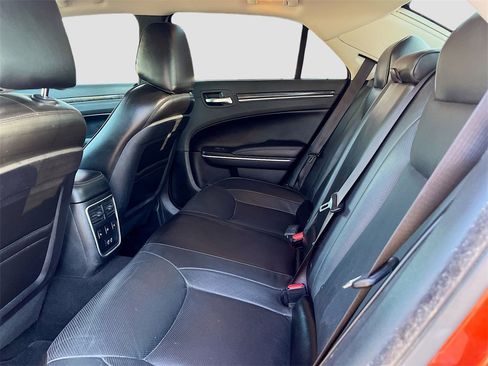 Used 2021 Chrysler 300 Touring L image 23