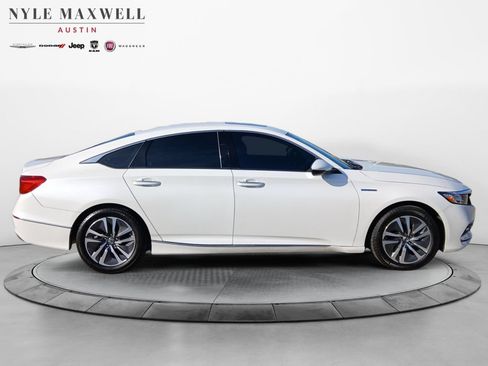 Used 2020 Honda Accord Touring image 17
