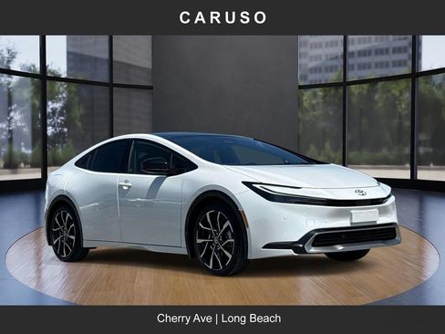 Used 2026 Toyota Prius Plug-In Hybrid FWD image 1